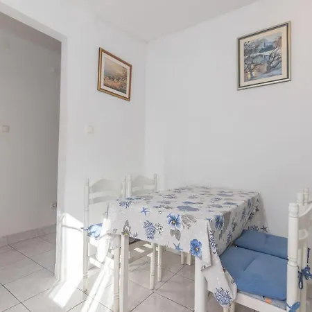 Jaksa Apartment *